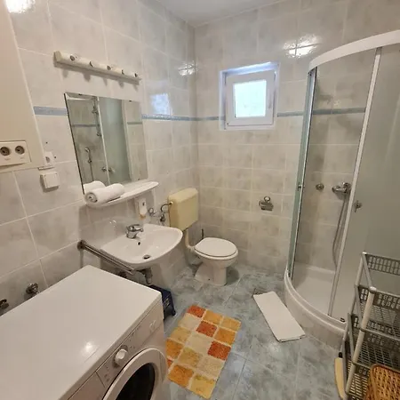 Sfinga Verudela - M بولا