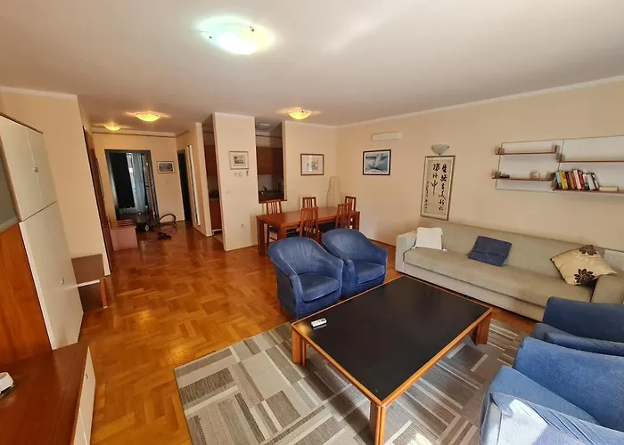 Sfinga Verudela - M * פולה