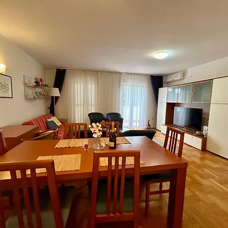 Sfinga Verudela - M Apartmán *