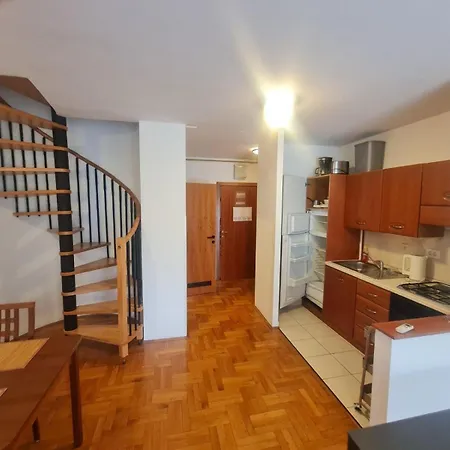 Sfinga Verudela - M Apartamento